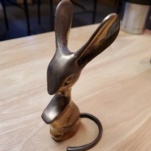 Cutestest little Vintage brass mouse!